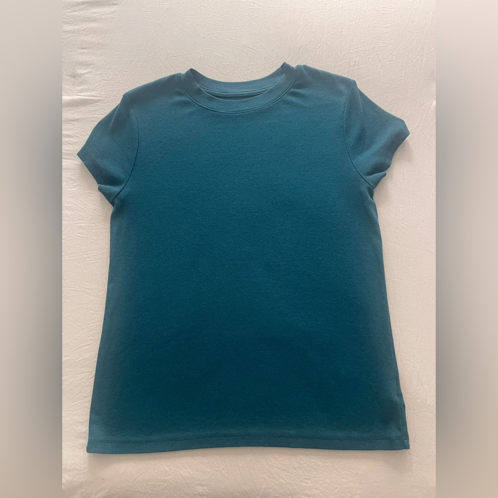 A new day Women’s Teal shirt Size L. Used once.